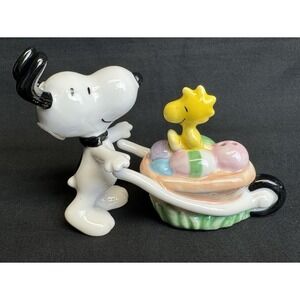 Peanuts Snoopy & Woodstock Ceramic Salt And Pepper Shakers Spring